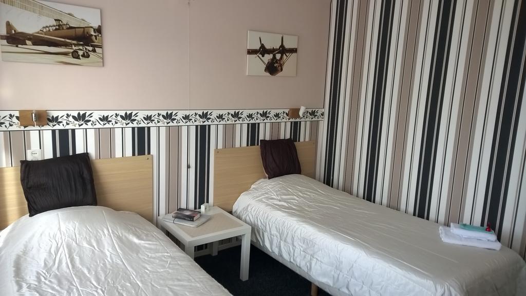 Hotel Noordzee Hoek van Holland Oda fotoğraf